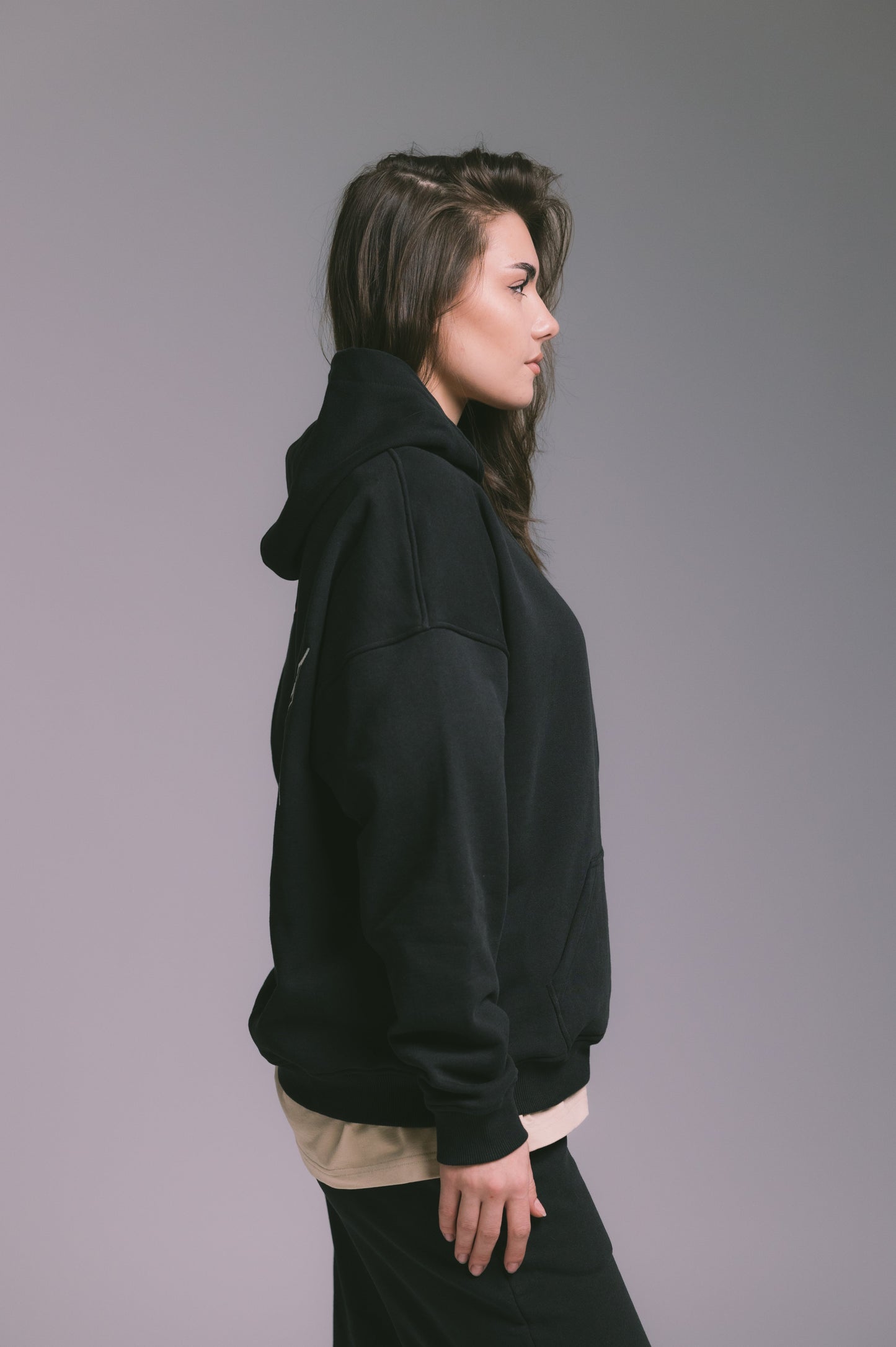 NOIR HOODIE