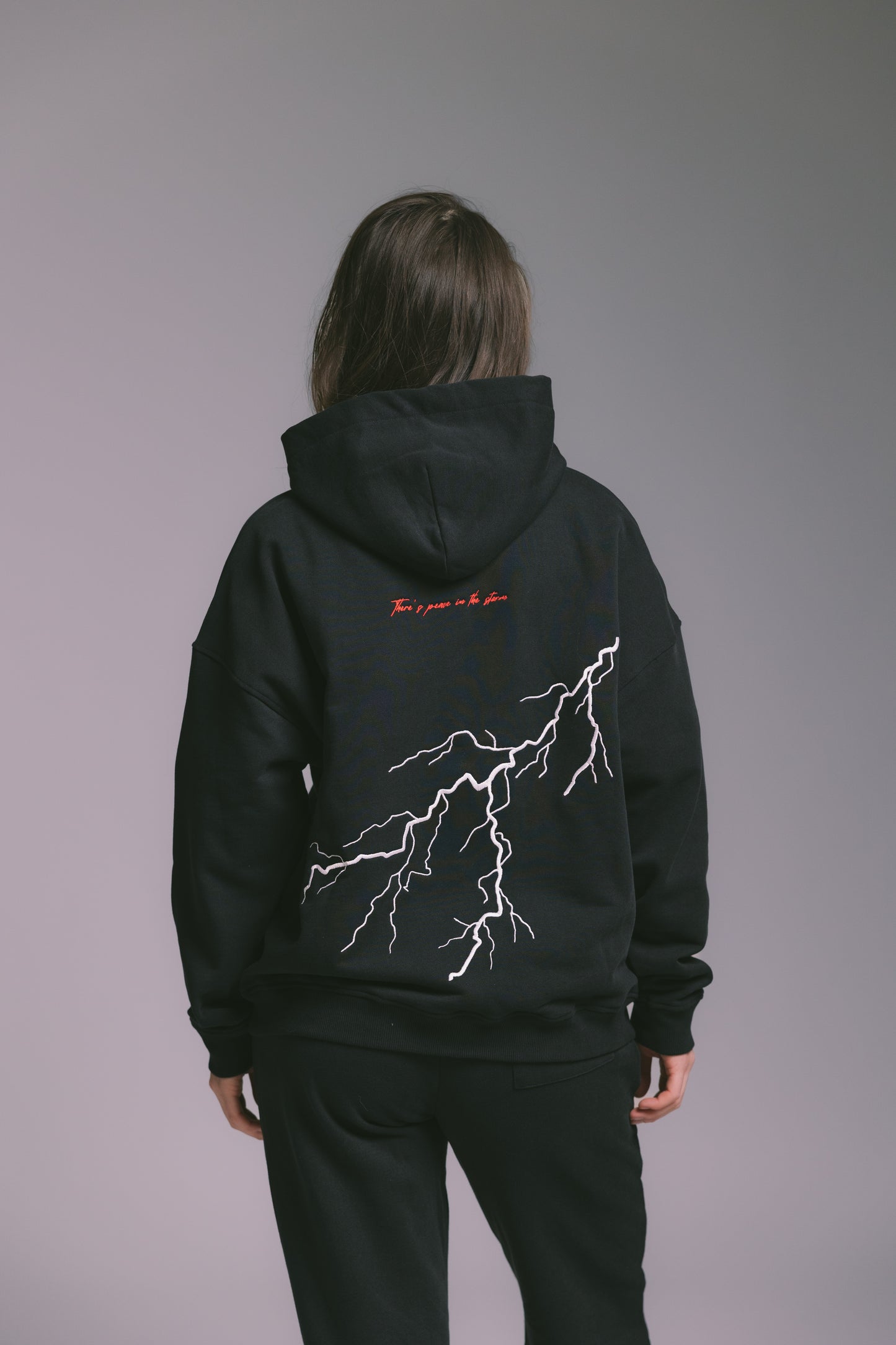 NOIR HOODIE